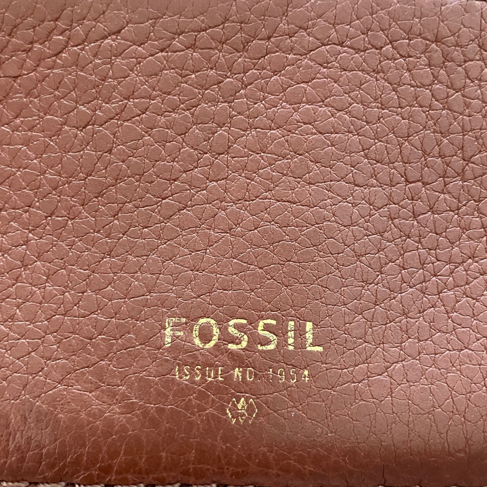 Fossil Gold-Logo Brown Leather Wallet